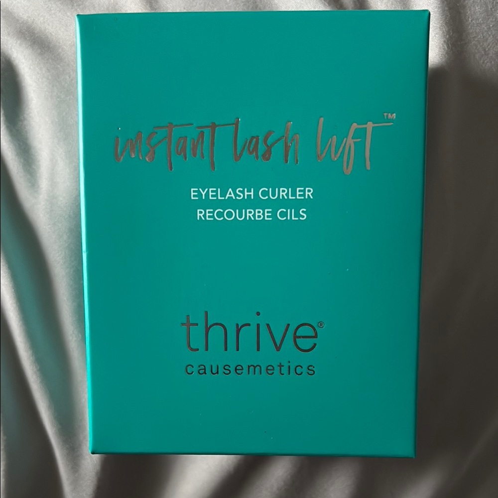 Thrive Causemetics Eyelash Curler